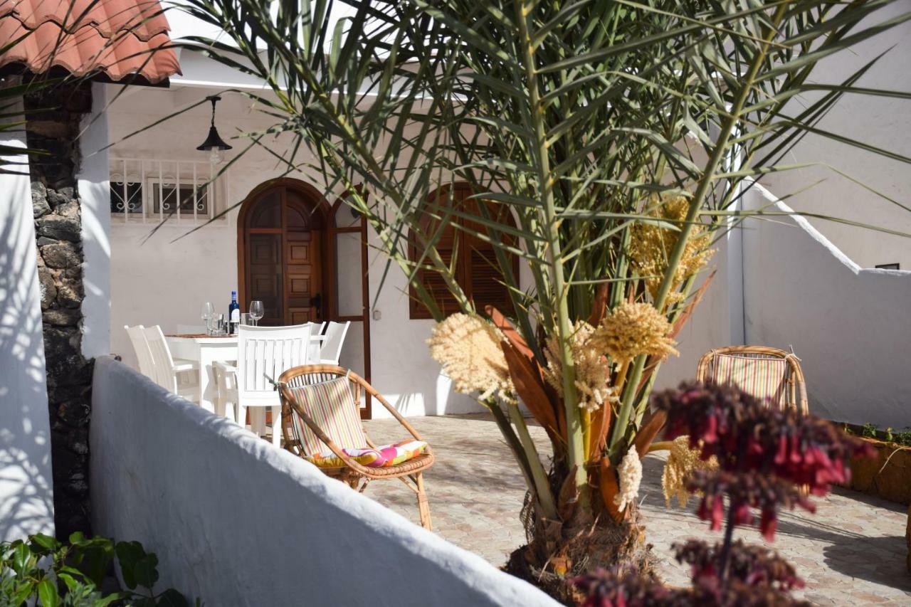 Playa De La Concha Apartment *