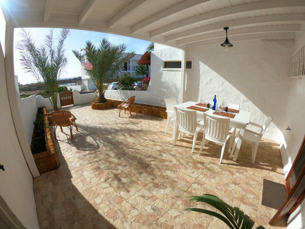 Playa De La Concha Apartment *